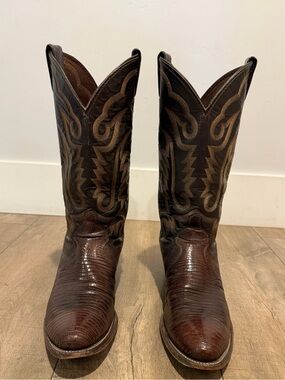 Preowned Justin 8308 vintage cowboy boots